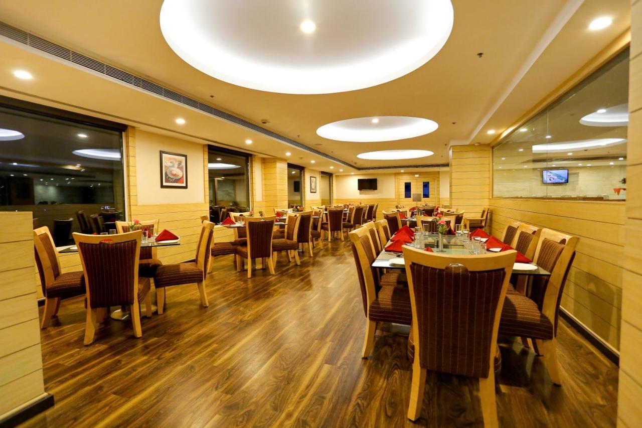 塞勒姆 斯瓦拉吉假日旅馆酒店 外观 照片